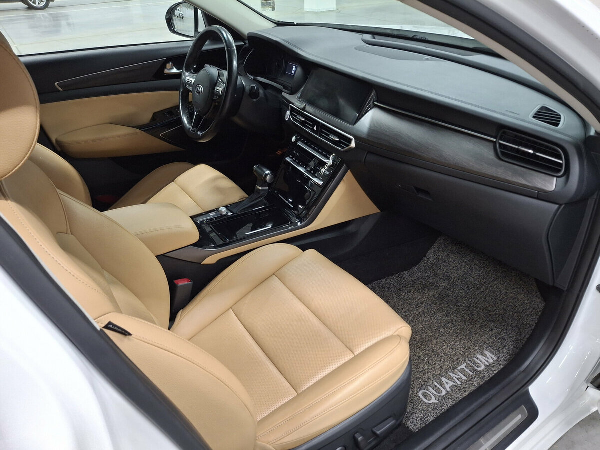 Kia K7 с пробегом — 2019 год. Фото: #10