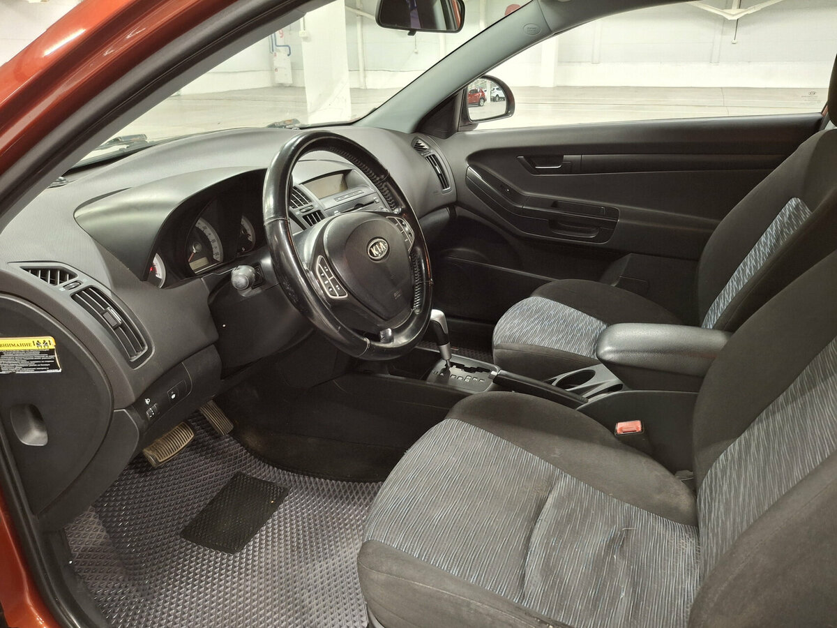 Kia Ceed с пробегом — 2008 год. Фото: #15