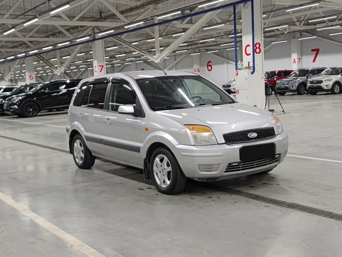 Ford Fusion с пробегом — 2008 год. Фото: #2