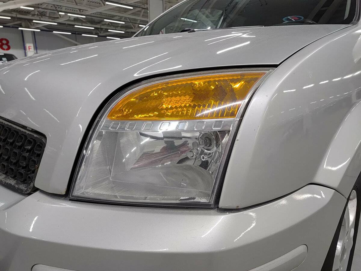 Ford Fusion с пробегом — 2008 год. Фото: #12