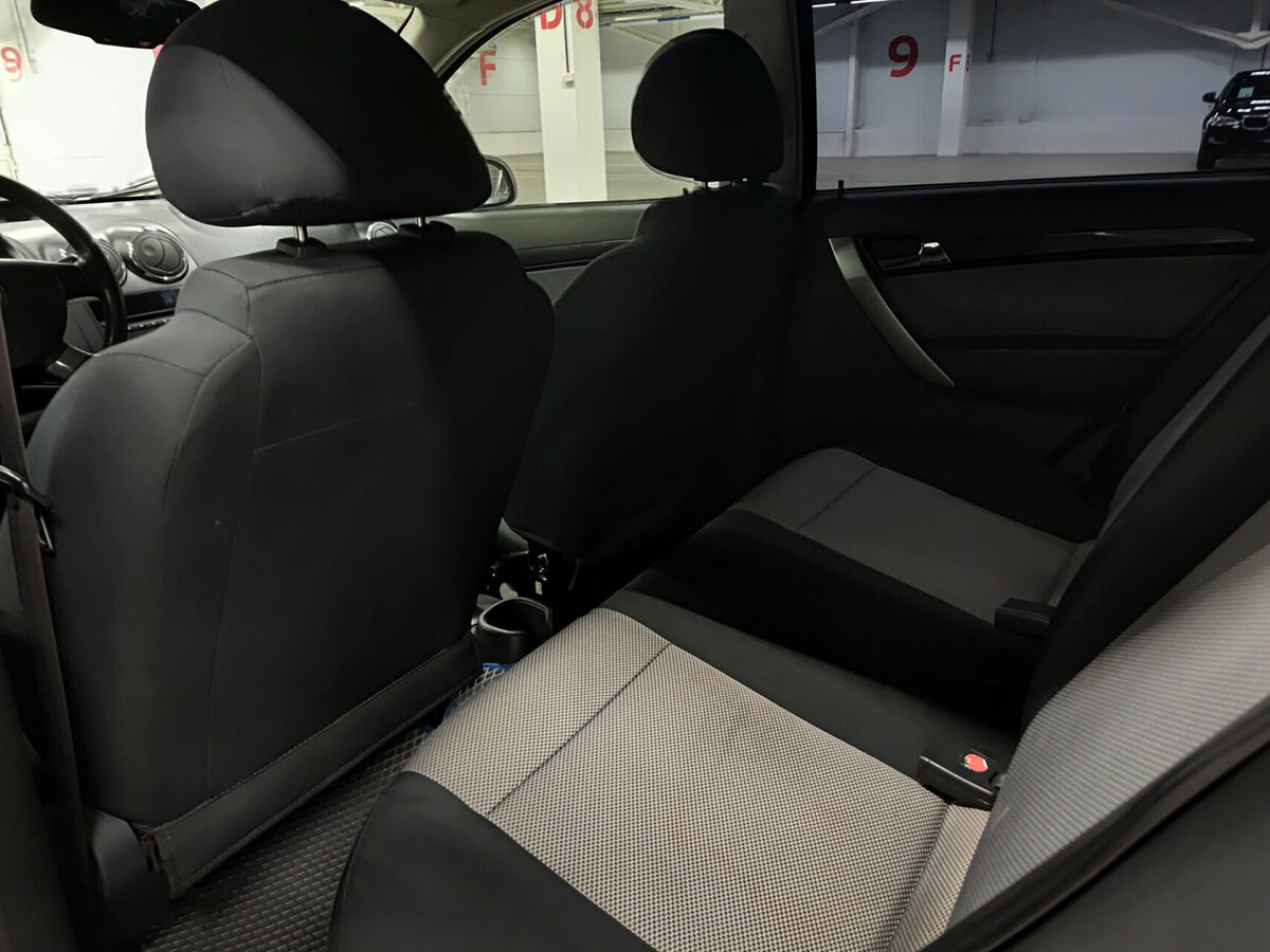 Ravon Nexia R3 с пробегом — 2017 год. Фото: #11