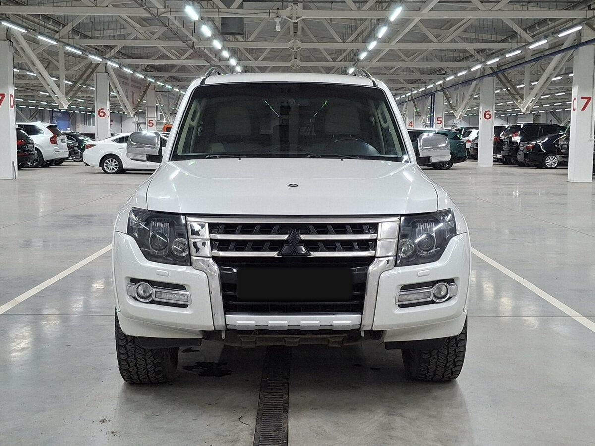 Mitsubishi Pajero с пробегом — 2020 год. Фото: #1