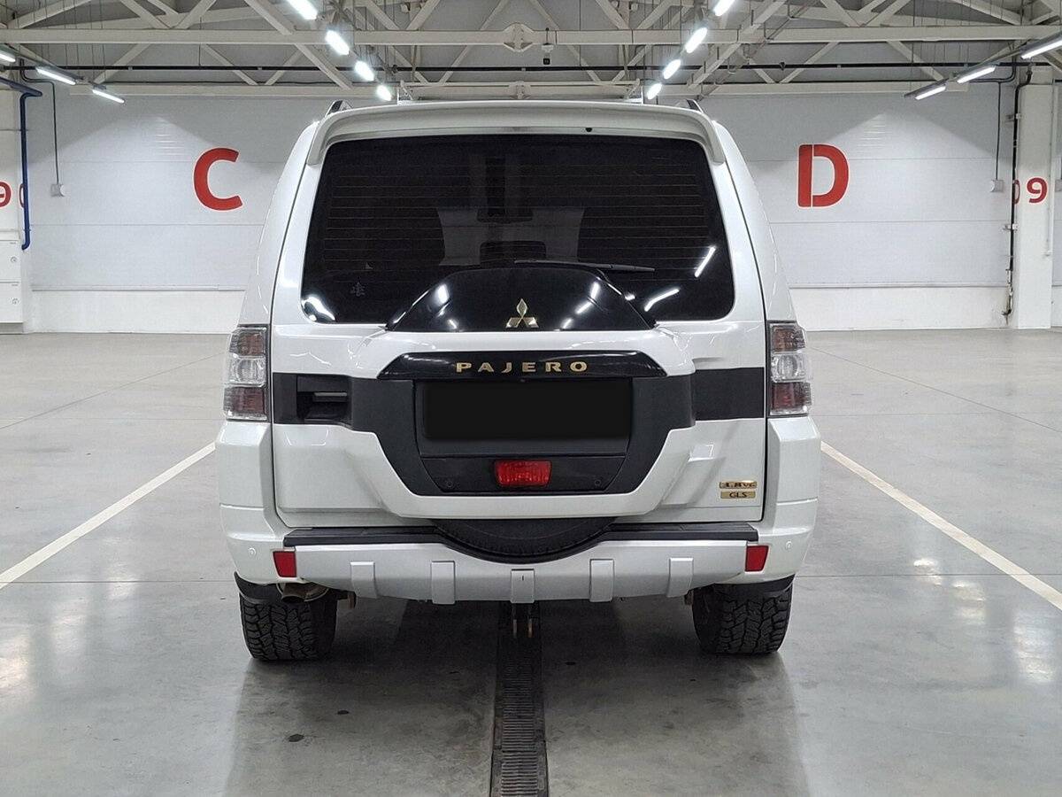 Mitsubishi Pajero с пробегом — 2020 год. Фото: #5