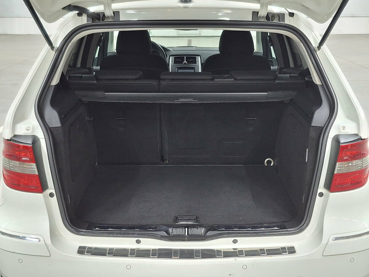 Mercedes-Benz B-Класс с пробегом — 2011 год. Фото: #9