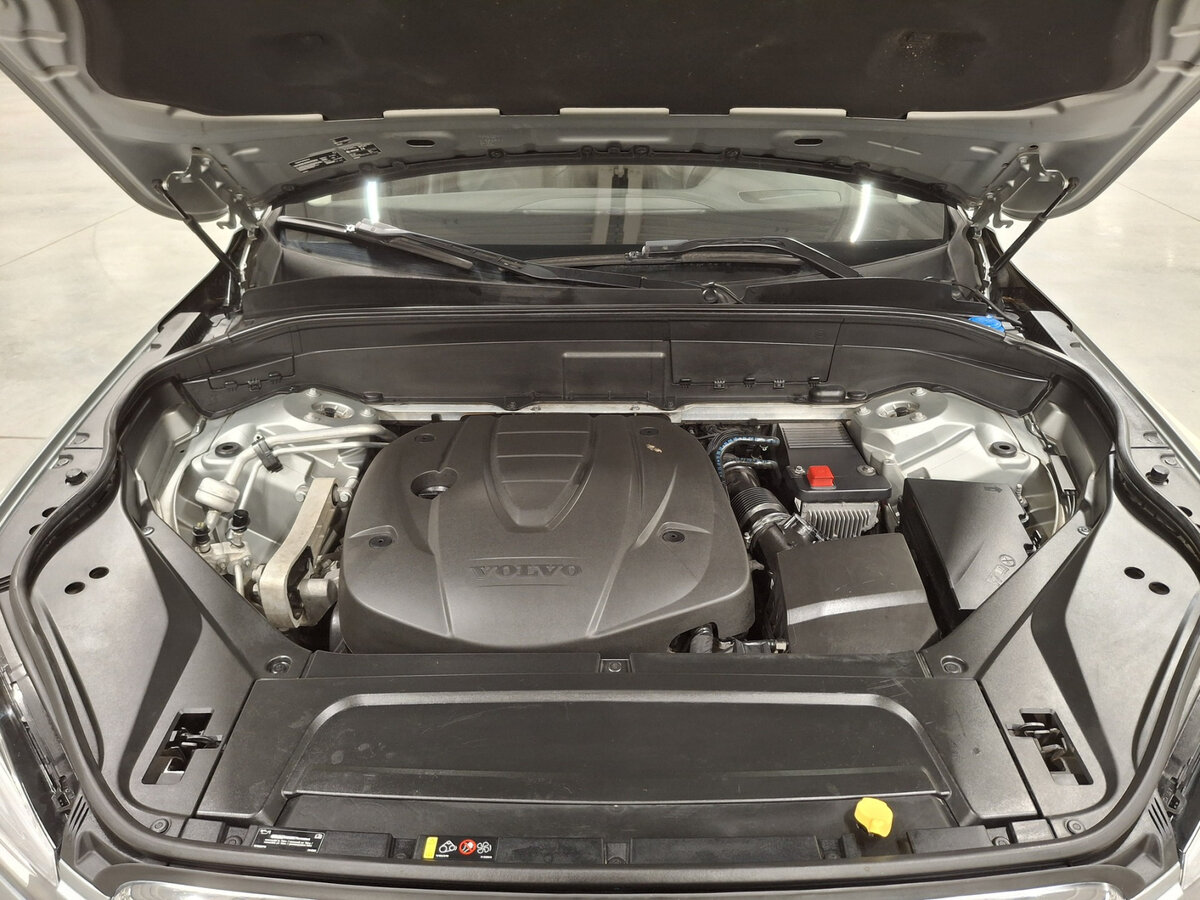 Volvo XC90 с пробегом — 2017 год. Фото: #8