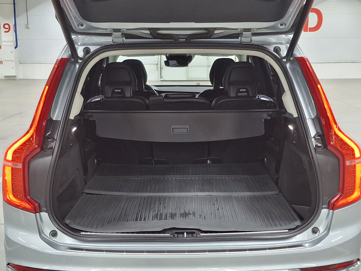 Volvo XC90 с пробегом — 2017 год. Фото: #9