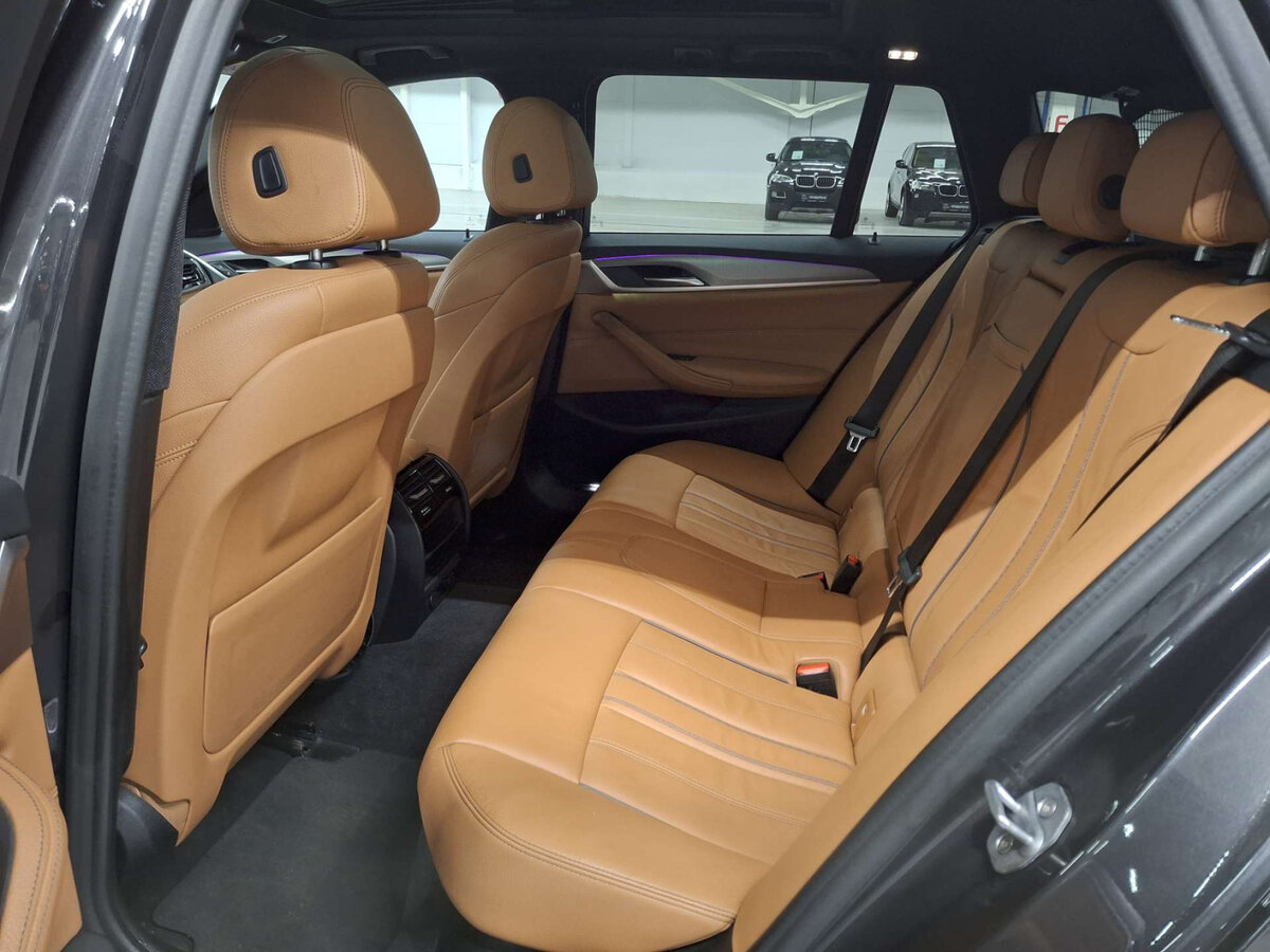 BMW 5 серии с пробегом — 2018 год. Фото: #11