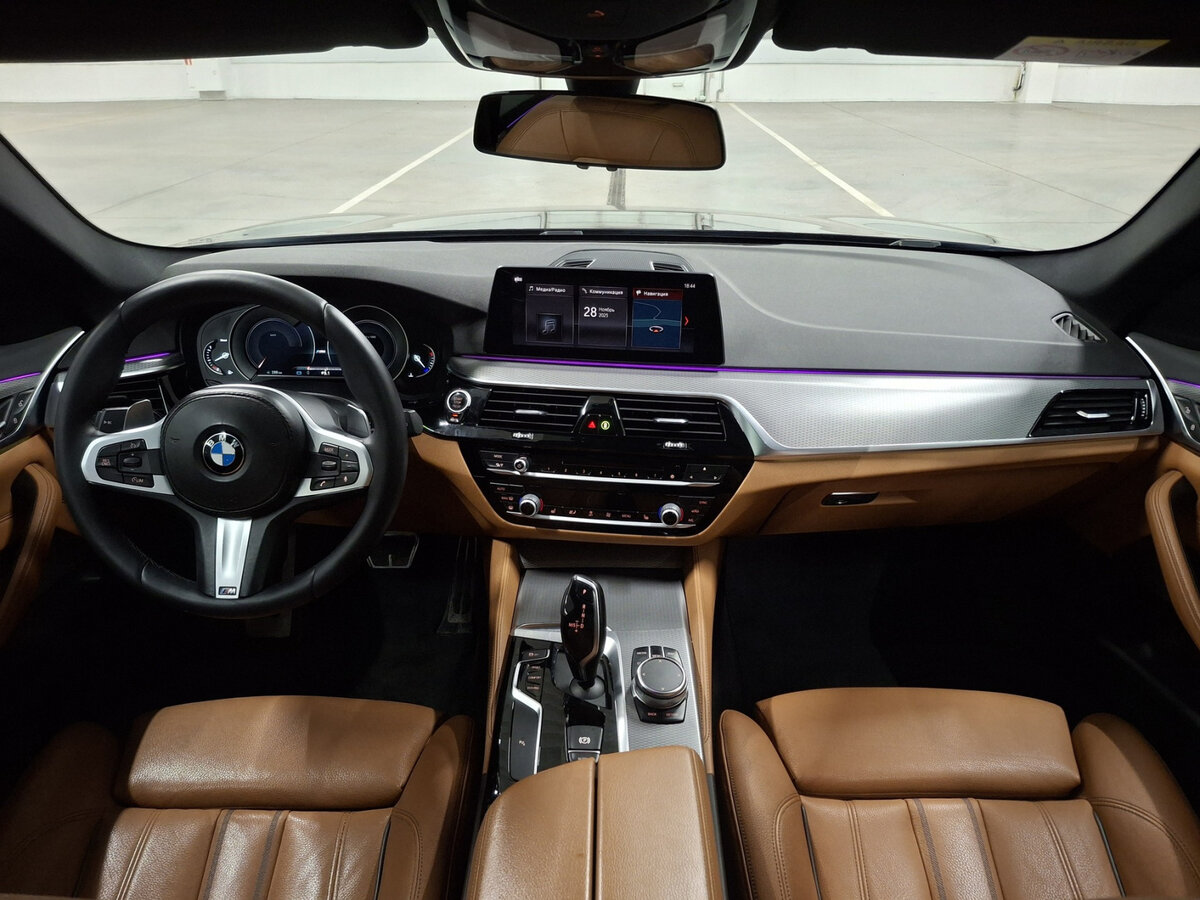BMW 5 серии с пробегом — 2018 год. Фото: #13