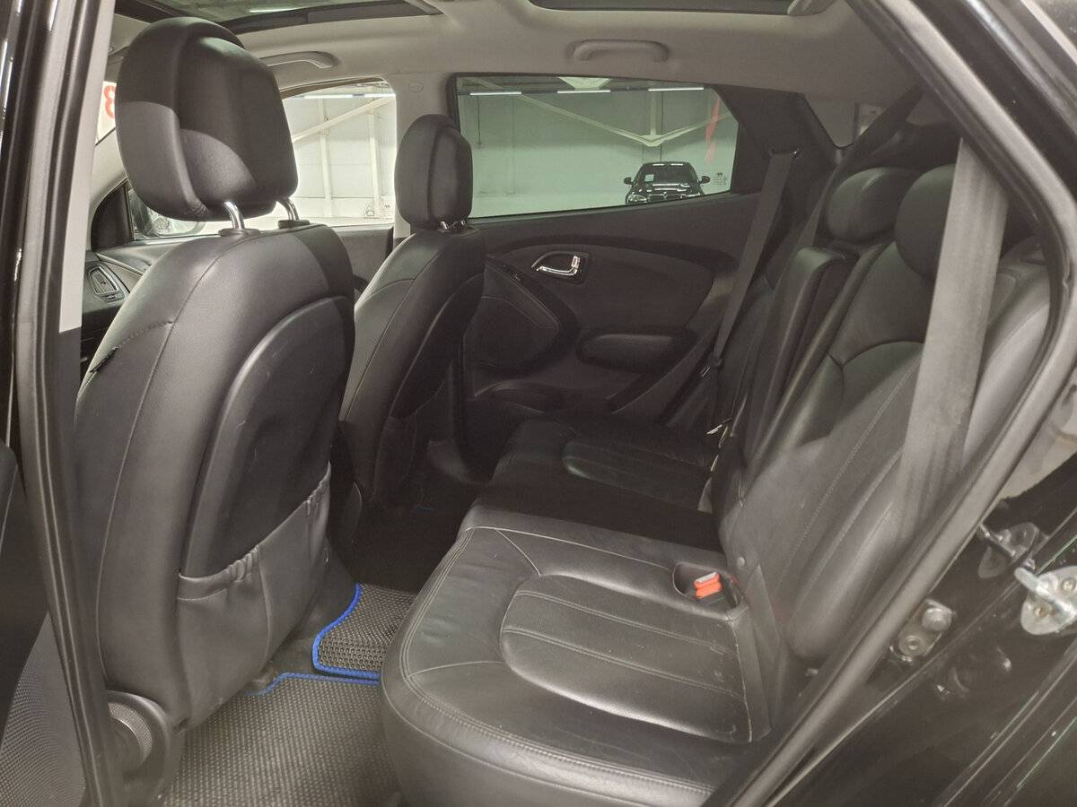 Hyundai ix35 с пробегом — 2011 год. Фото: #11