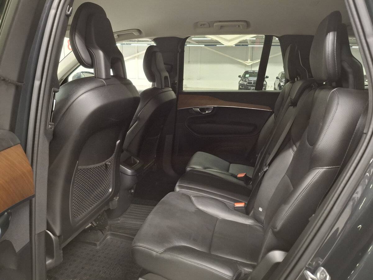 Volvo XC90 с пробегом — 2017 год. Фото: #11