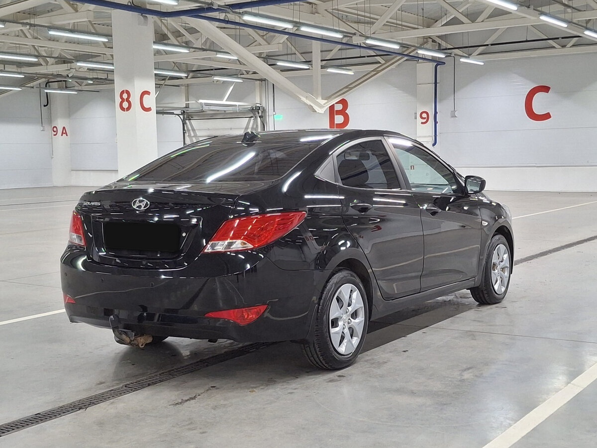 Hyundai Solaris с пробегом — 2016 год. Фото: #4