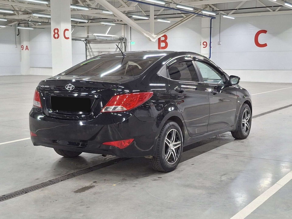 Hyundai Solaris с пробегом — 2016 год. Фото: #4