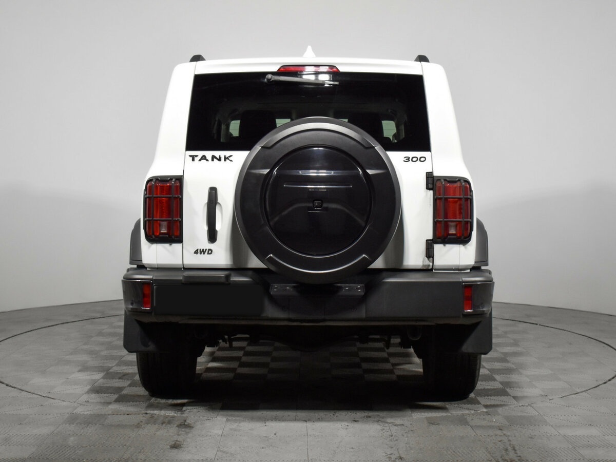 Tank 300 с пробегом — 2024 год. Фото: #4