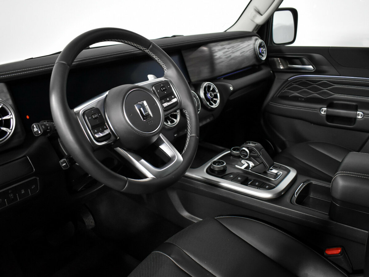 Tank 300 с пробегом — 2024 год. Фото: #6