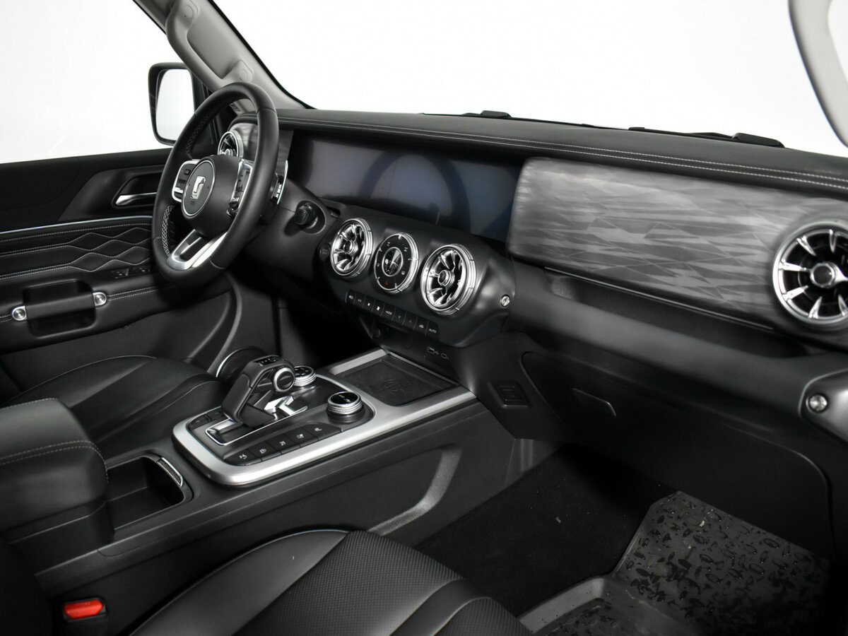 Tank 300 с пробегом — 2024 год. Фото: #10