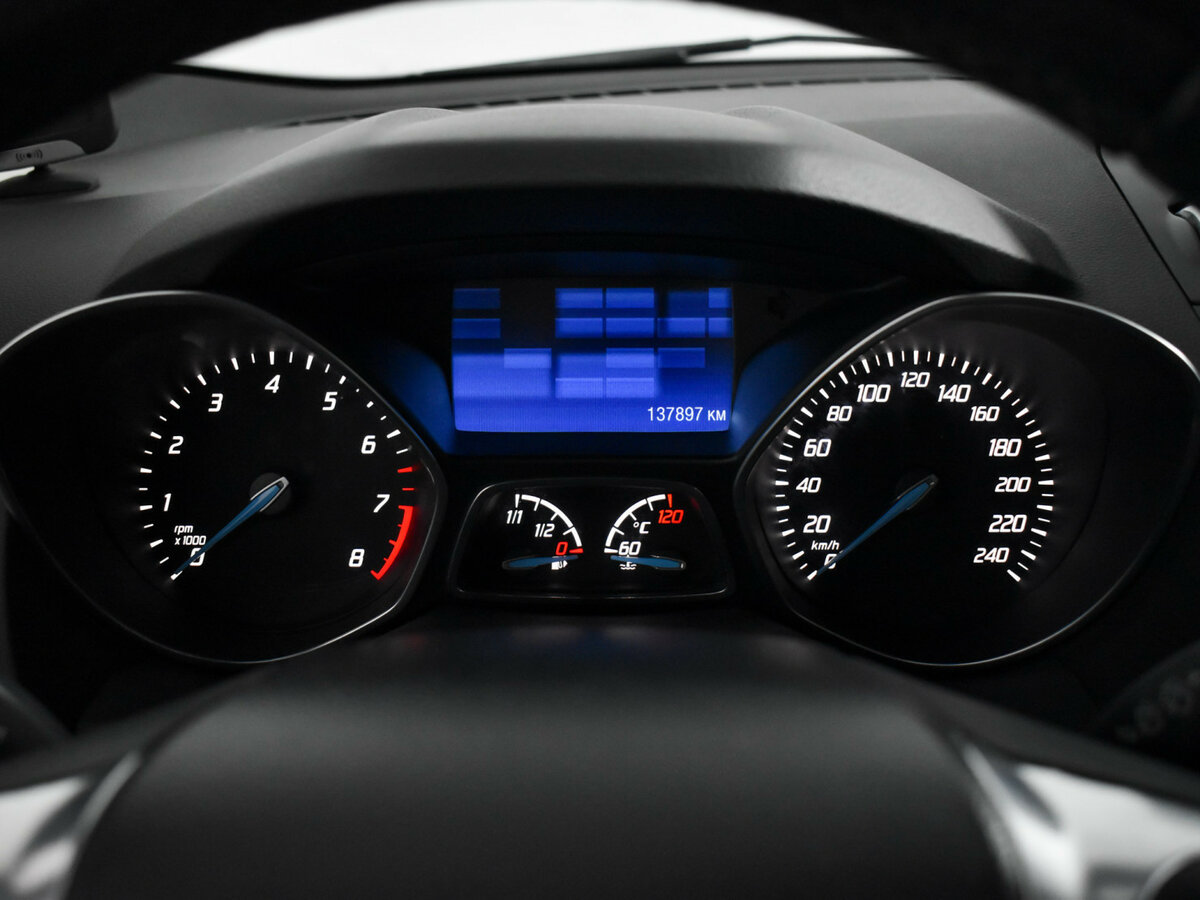 Ford Kuga с пробегом — 2013 год. Фото: #16