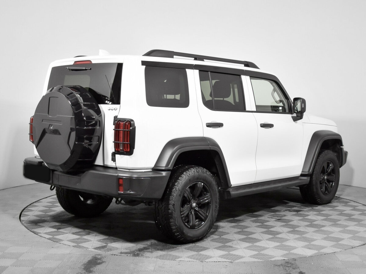 Tank 300 с пробегом — 2023 год. Фото: #3