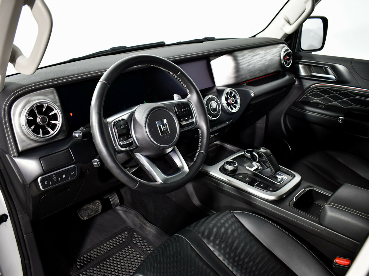 Tank 300 с пробегом — 2023 год. Фото: #6