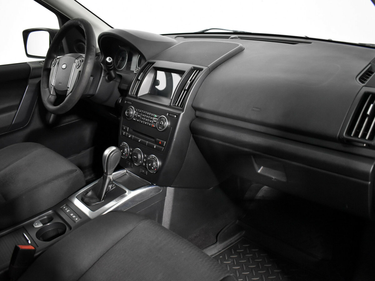 Land Rover Freelander с пробегом — 2013 год. Фото: #13