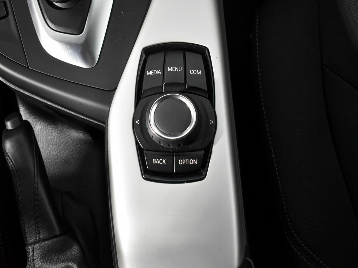 BMW 1 серии с пробегом — 2018 год. Фото: #11