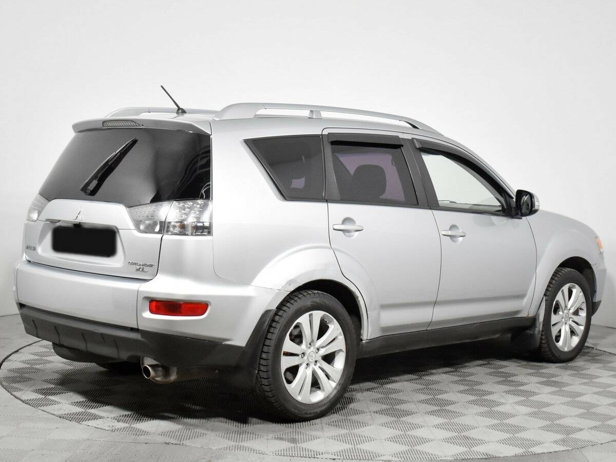 Mitsubishi Outlander с пробегом — 2010 год. Фото: #3