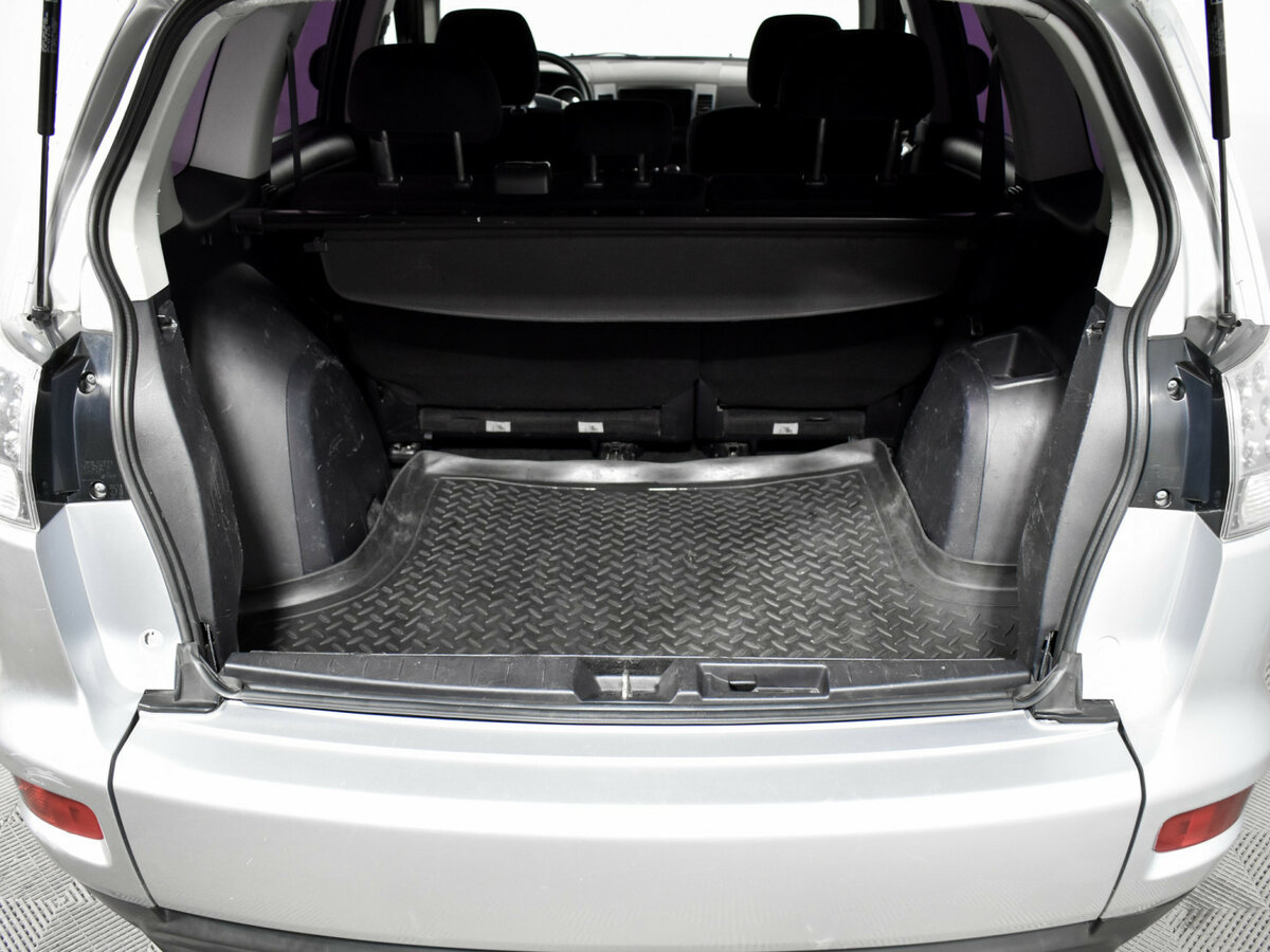 Mitsubishi Outlander с пробегом — 2010 год. Фото: #16