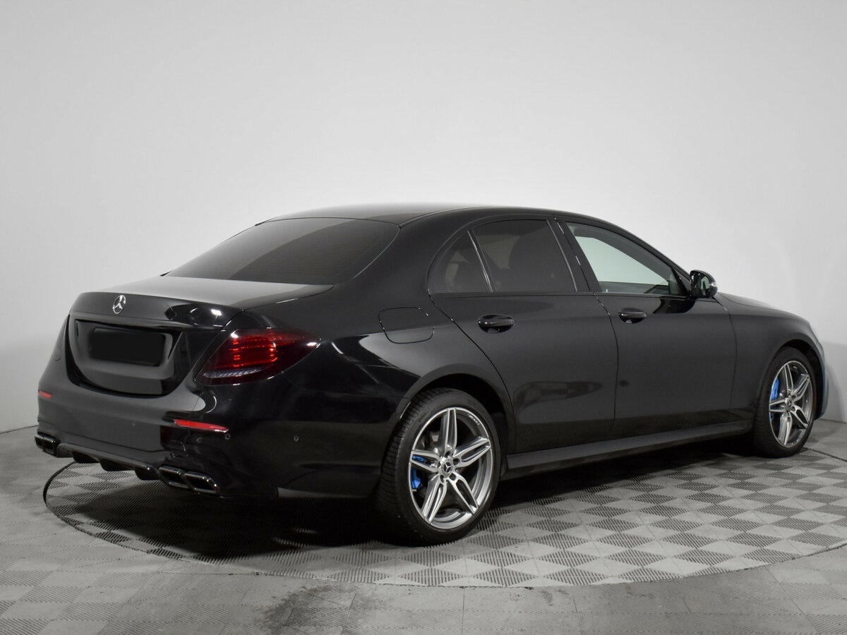 Mercedes-Benz E-Класс с пробегом — 2019 год. Фото: #4