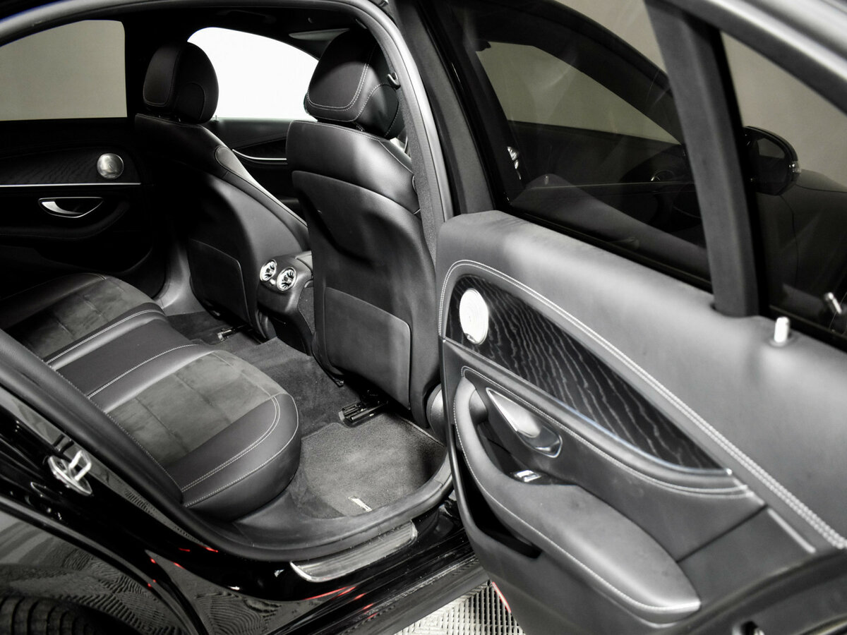 Mercedes-Benz E-Класс с пробегом — 2019 год. Фото: #11