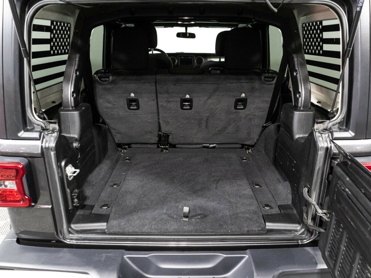 Jeep Wrangler с пробегом — 2020 год. Фото: #14