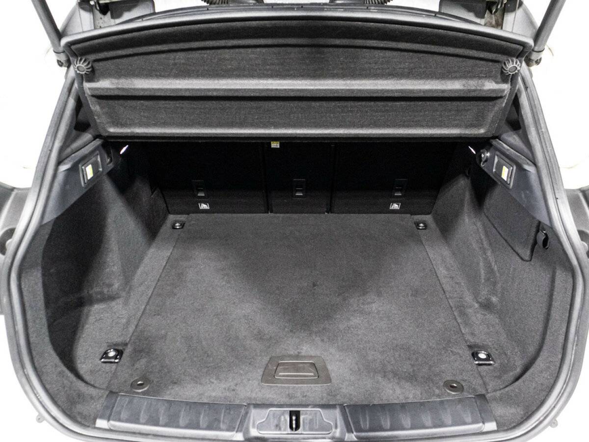 Jaguar F-Pace с пробегом — 2017 год. Фото: #20