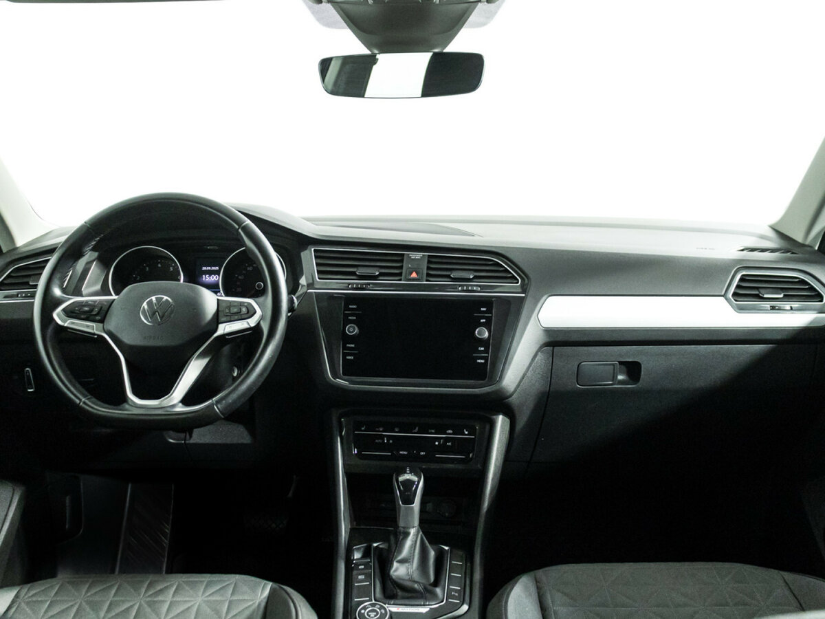 Volkswagen Tiguan с пробегом — 2021 год. Фото: #12