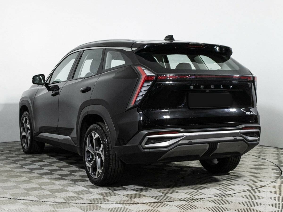 Geely Atlas с пробегом — 2023 год. Фото: #5