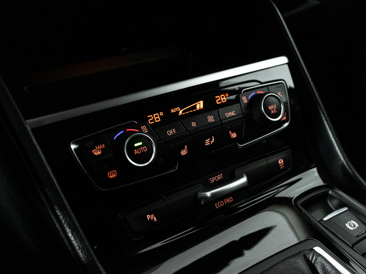 BMW 2 серии Gran Tourer с пробегом — 2015 год. Фото: #13