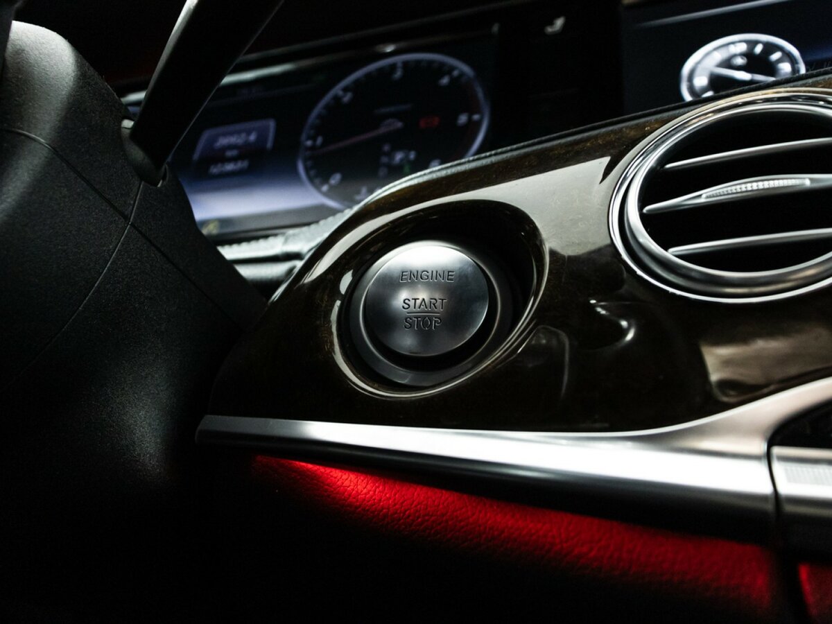 Mercedes-Benz S-Класс с пробегом — 2015 год. Фото: #14