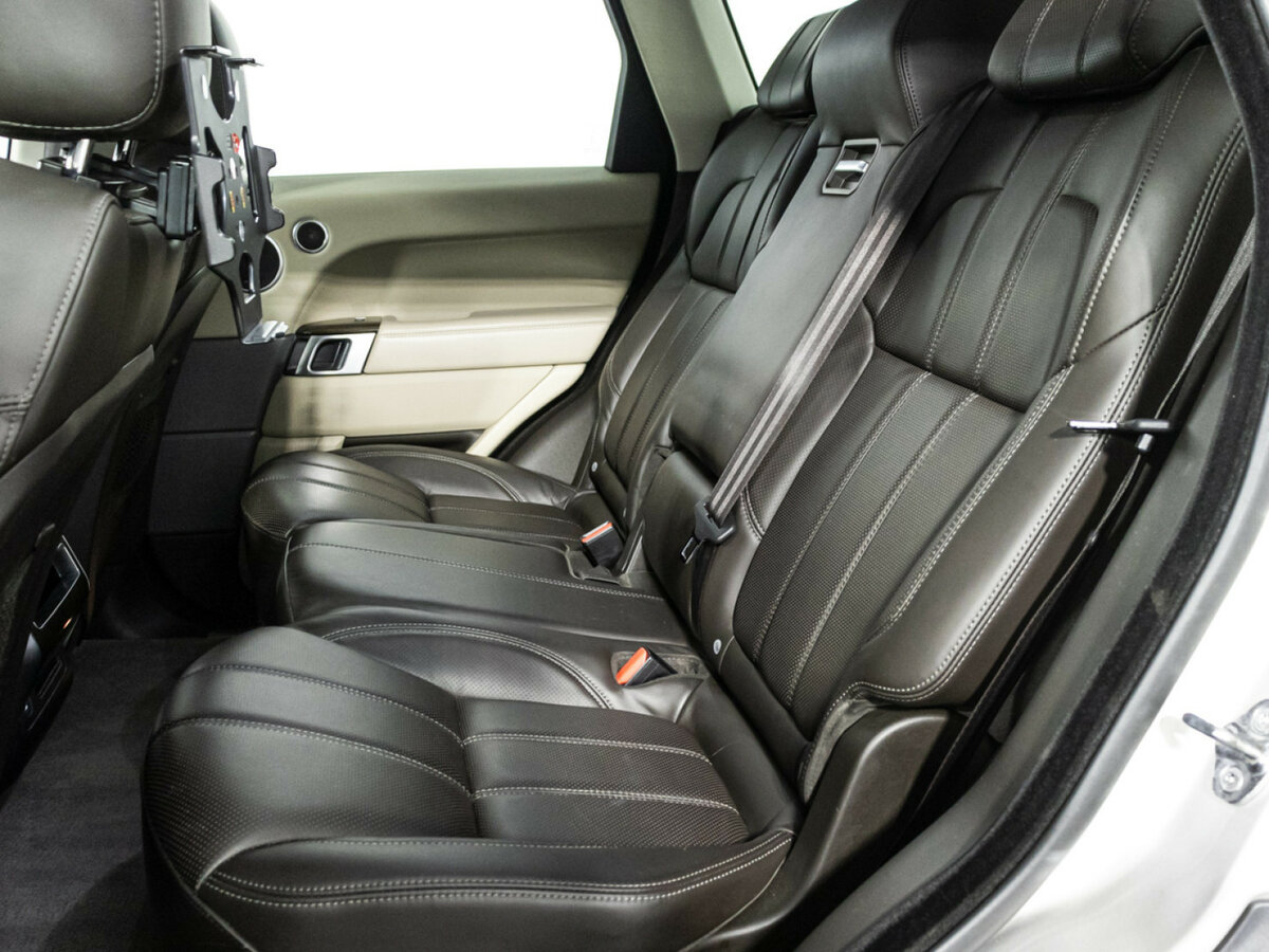 Land Rover Range Rover Sport с пробегом — 2017 год. Фото: #7