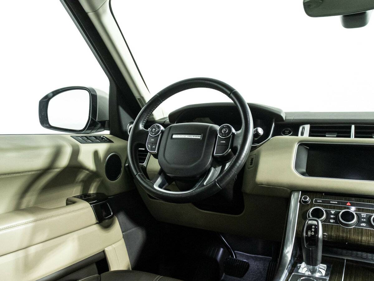 Land Rover Range Rover Sport с пробегом — 2017 год. Фото: #10