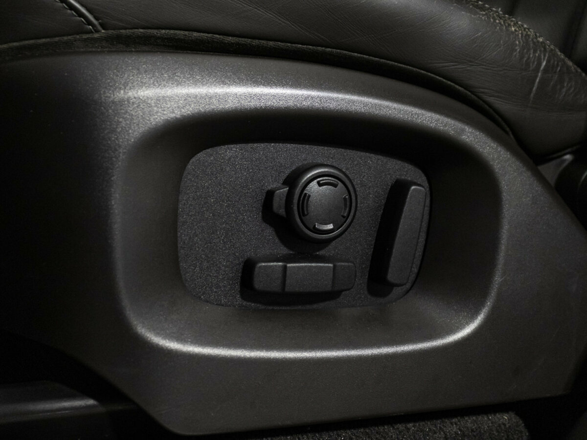 Land Rover Range Rover Sport с пробегом — 2017 год. Фото: #13