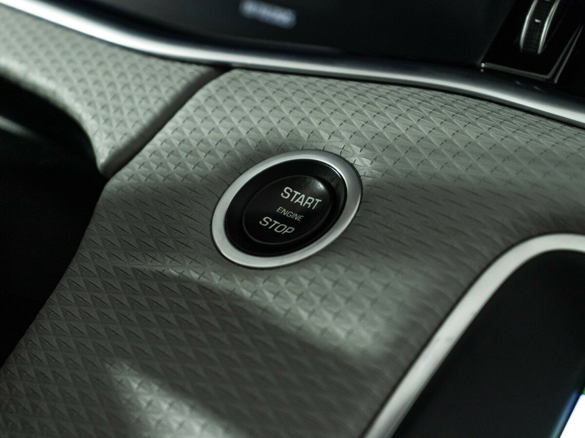 Land Rover Range Rover Evoque с пробегом — 2019 год. Фото: #16