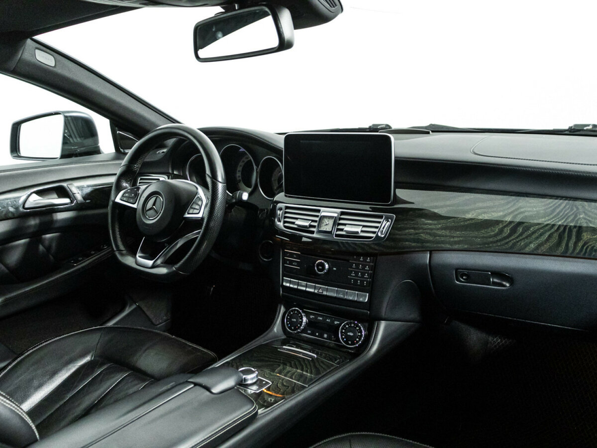 Mercedes-Benz CLS с пробегом — 2015 год. Фото: #8