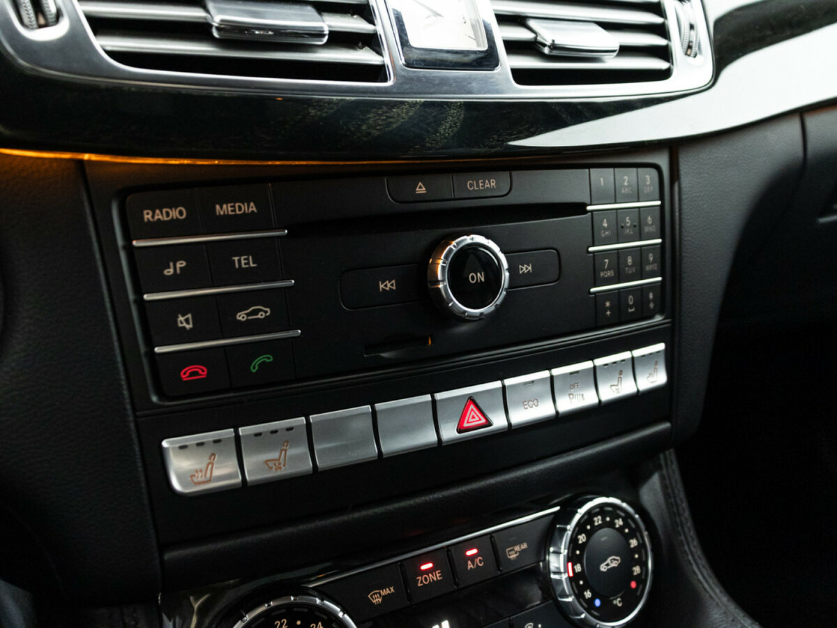 Mercedes-Benz CLS с пробегом — 2015 год. Фото: #14