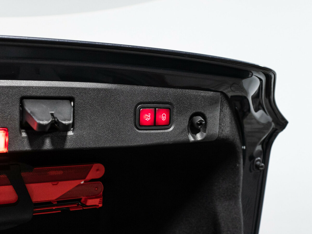 Mercedes-Benz CLS с пробегом — 2015 год. Фото: #20