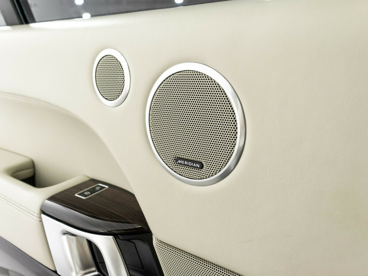 Land Rover Range Rover с пробегом — 2014 год. Фото: #22