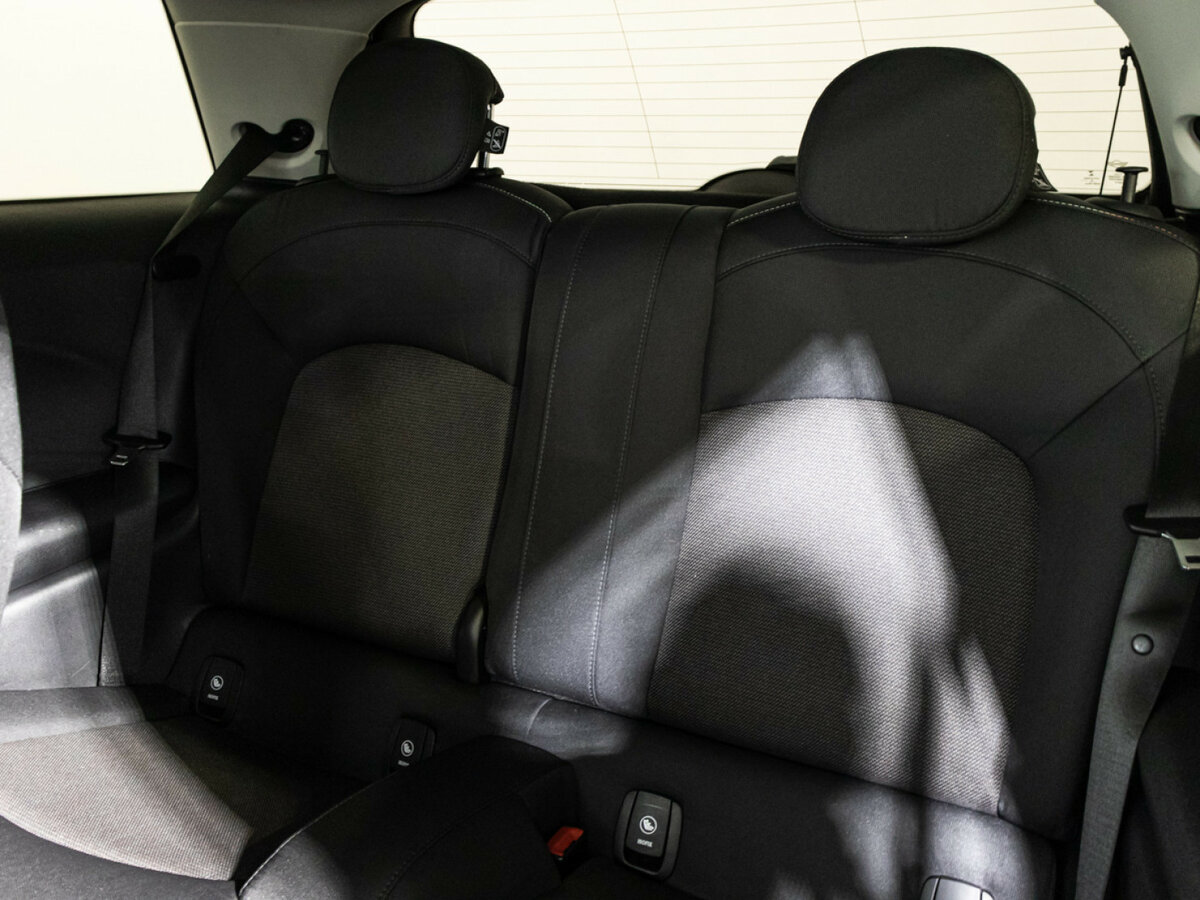 Mini Hatch с пробегом — 2018 год. Фото: #9