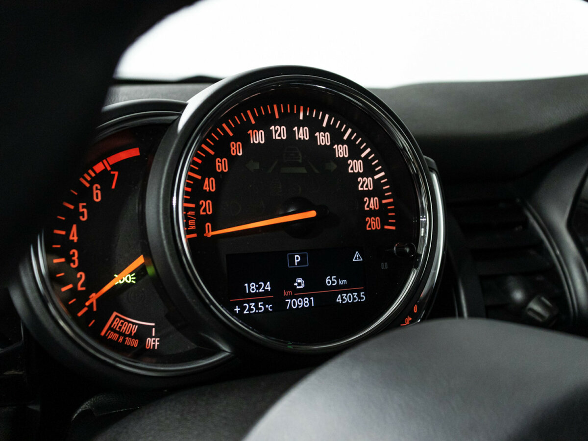 Mini Hatch с пробегом — 2018 год. Фото: #11