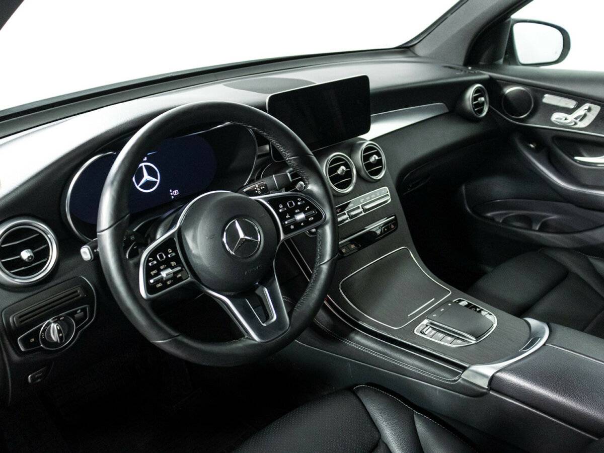 Mercedes-Benz GLC с пробегом — 2021 год. Фото: #8
