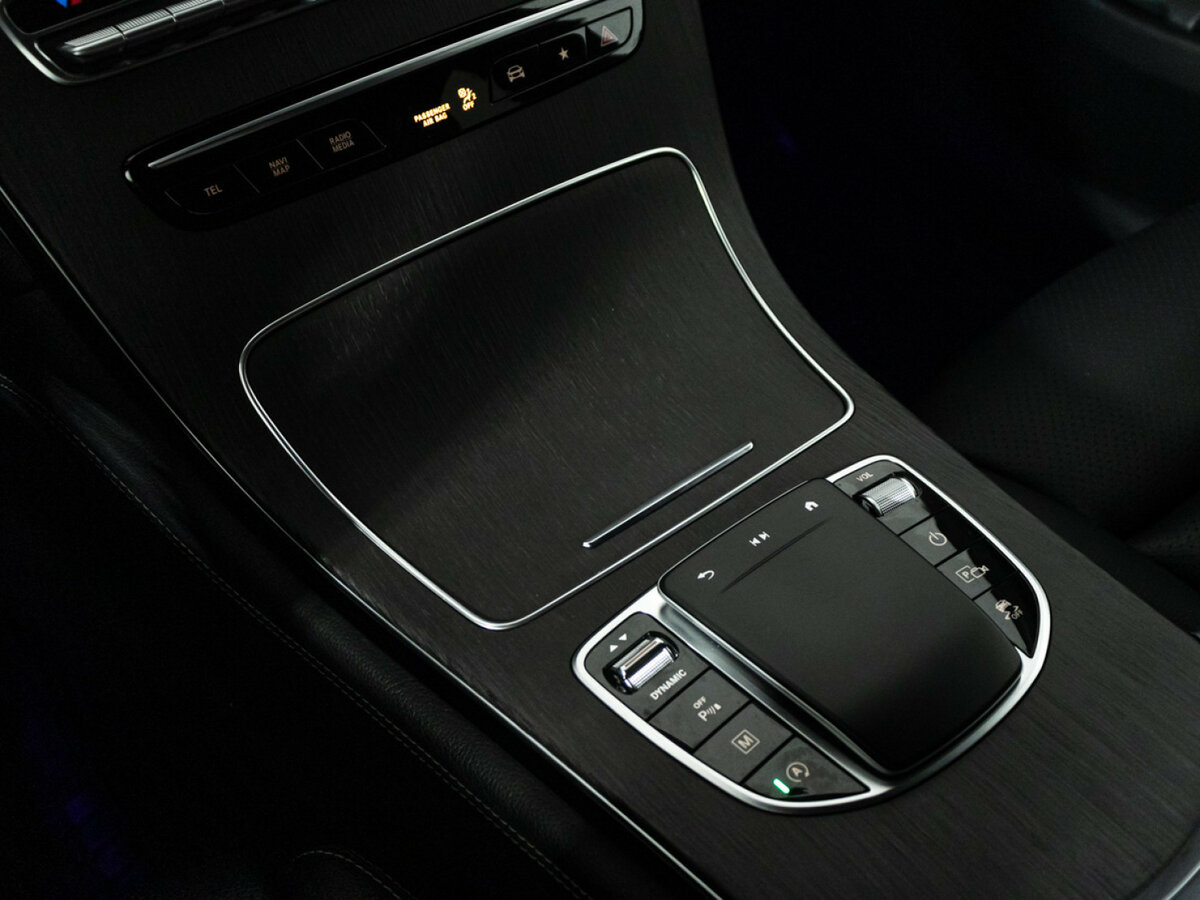 Mercedes-Benz GLC с пробегом — 2021 год. Фото: #17