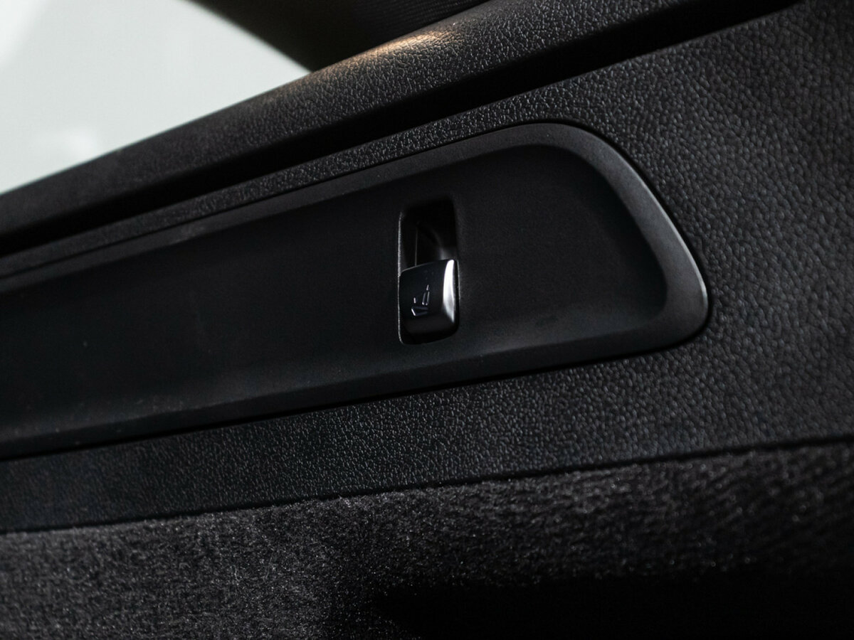 Mercedes-Benz GLC с пробегом — 2021 год. Фото: #21