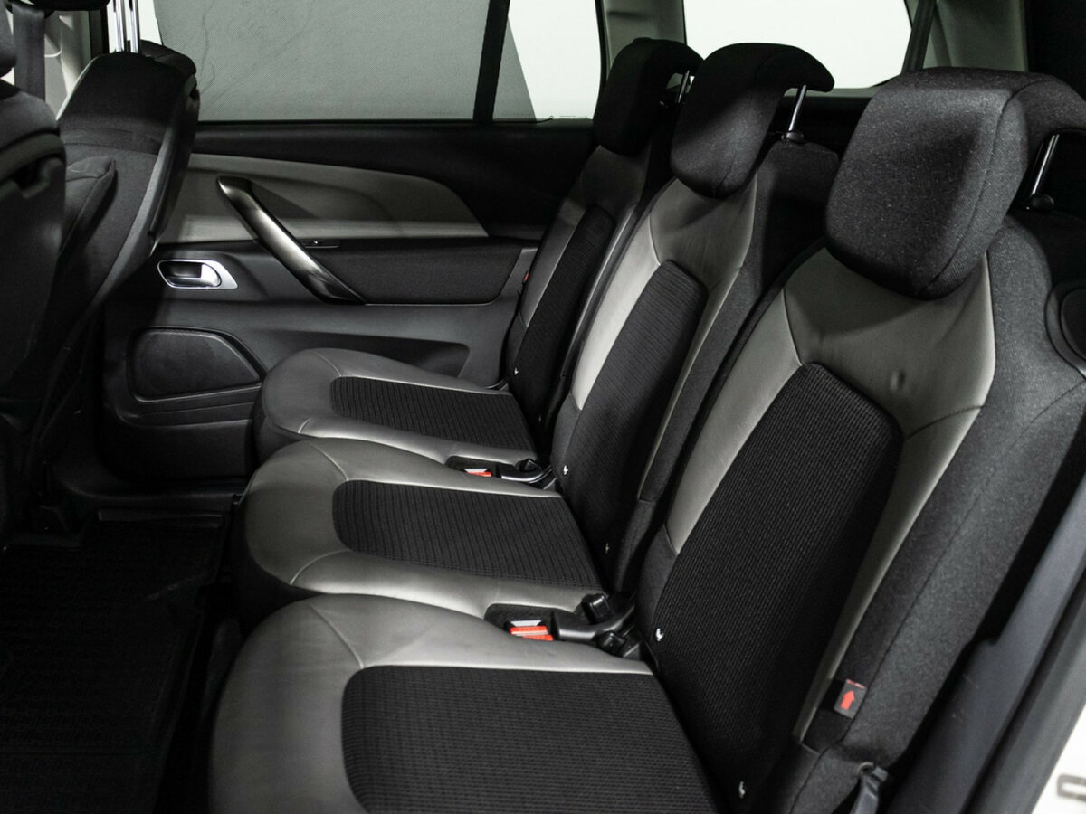 Citroen C4 SpaceTourer с пробегом — 2019 год. Фото: #9