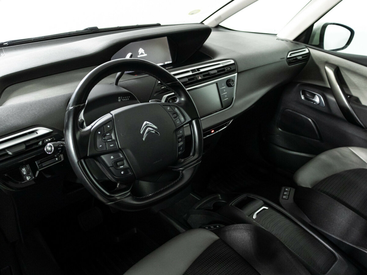 Citroen C4 SpaceTourer с пробегом — 2019 год. Фото: #10