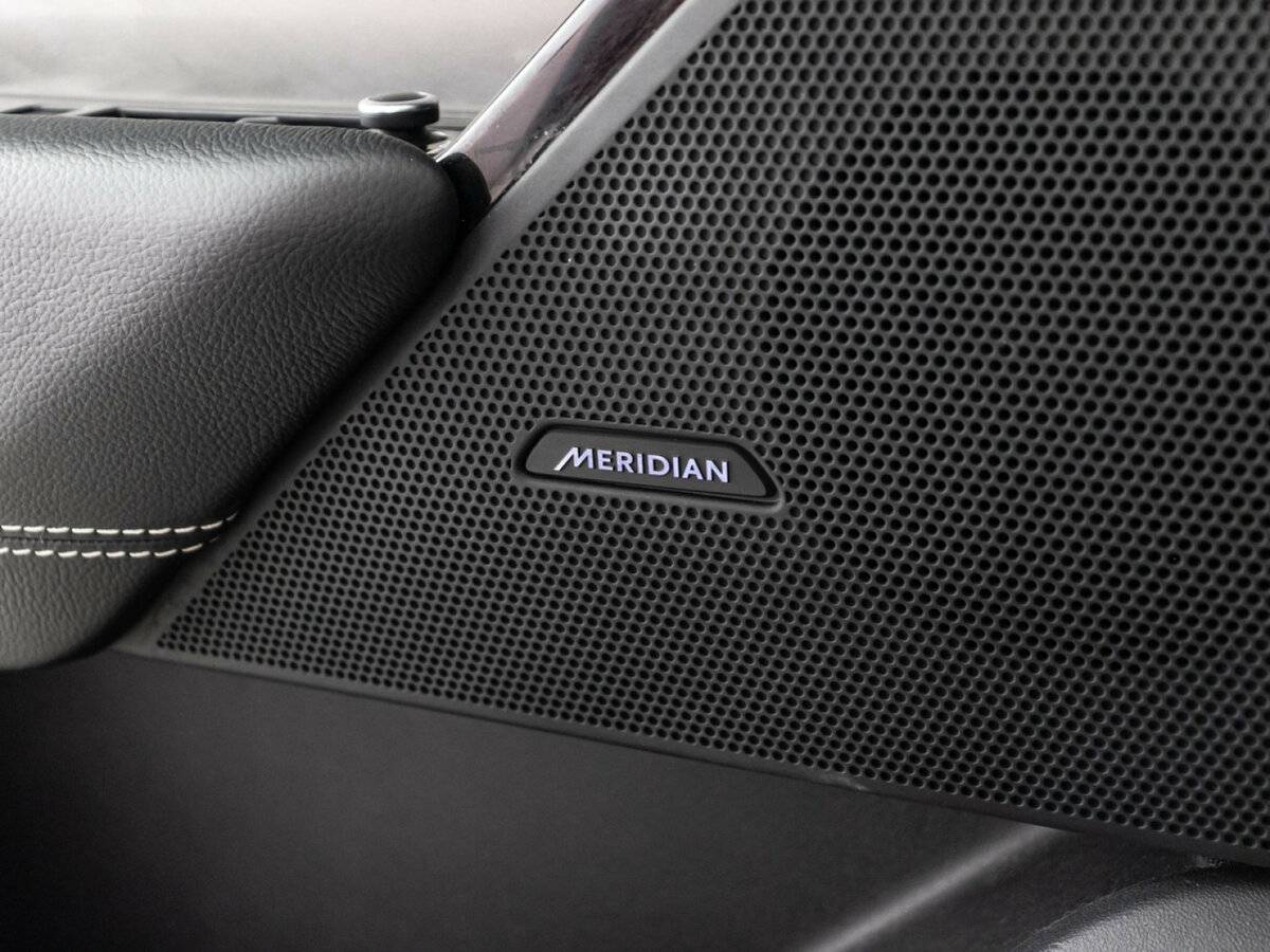 Land Rover Range Rover Velar с пробегом — 2018 год. Фото: #23